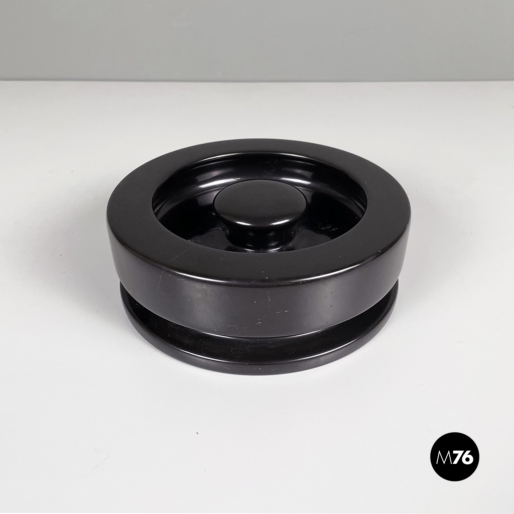 Posacenere nr. 8532di Angelo Mangiarotti per Knoll, 1970 ca.