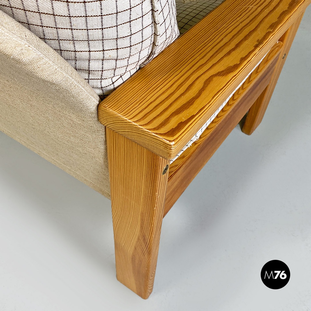 Poltrona in massello e tessuto a quadretti, 1970 ca.