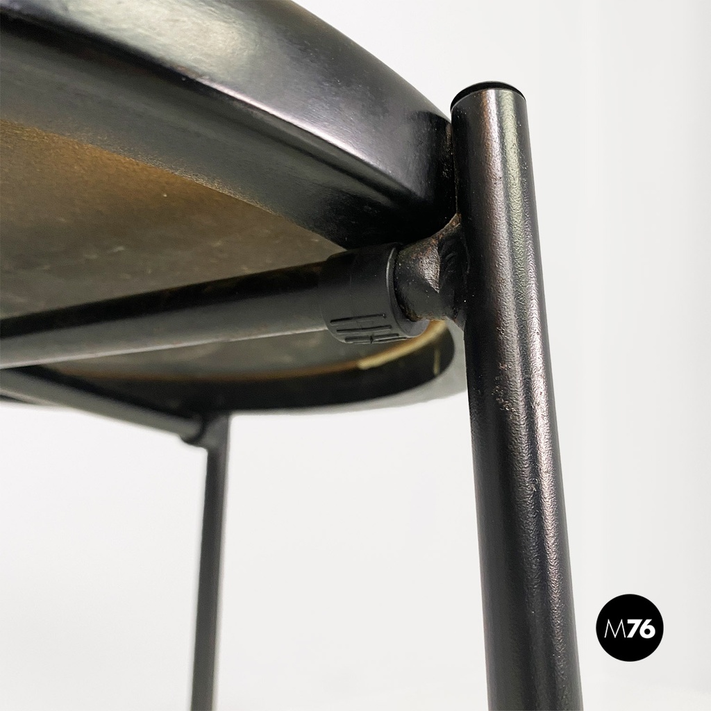 Sedia in legno e metallo nero, 1980 ca.