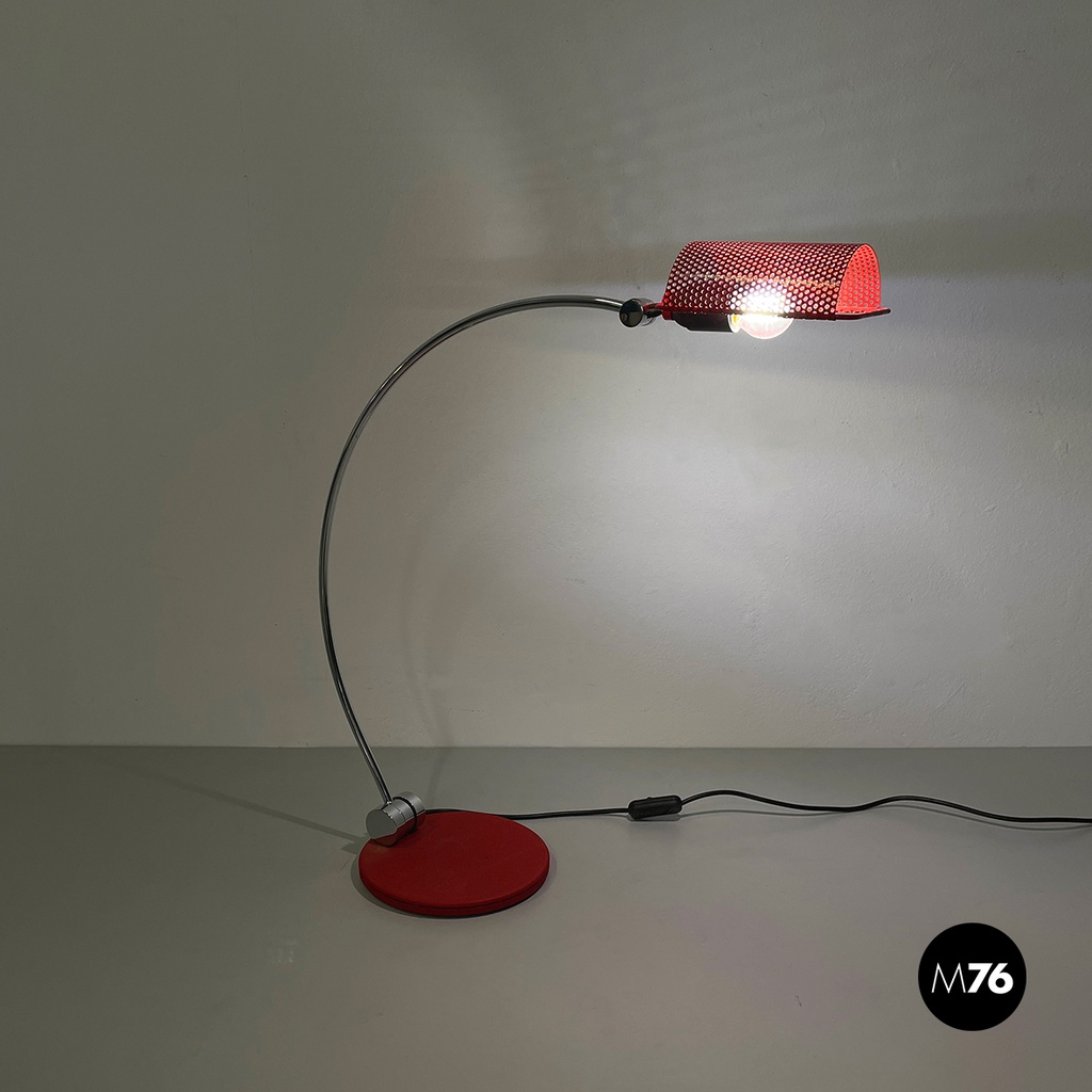 Lampada da tavolo in metallo rosso, 1980 ca.