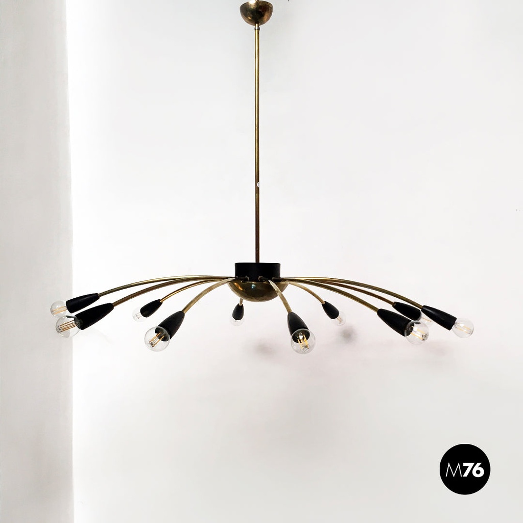Lampadario Sputnik in ottone e plastica, 1950 ca.