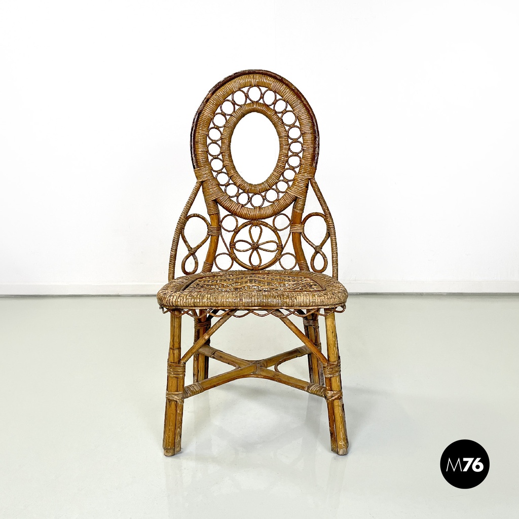 Sedia in rattan con schienale decorato, primi del 1900 ca.