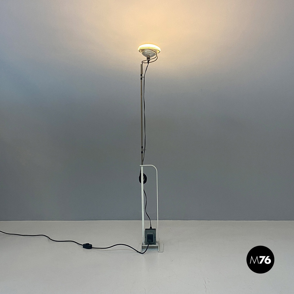 Lampada da terra mod. Toio di Achille e Piergiacomo Castiglioni per Flos, 1962