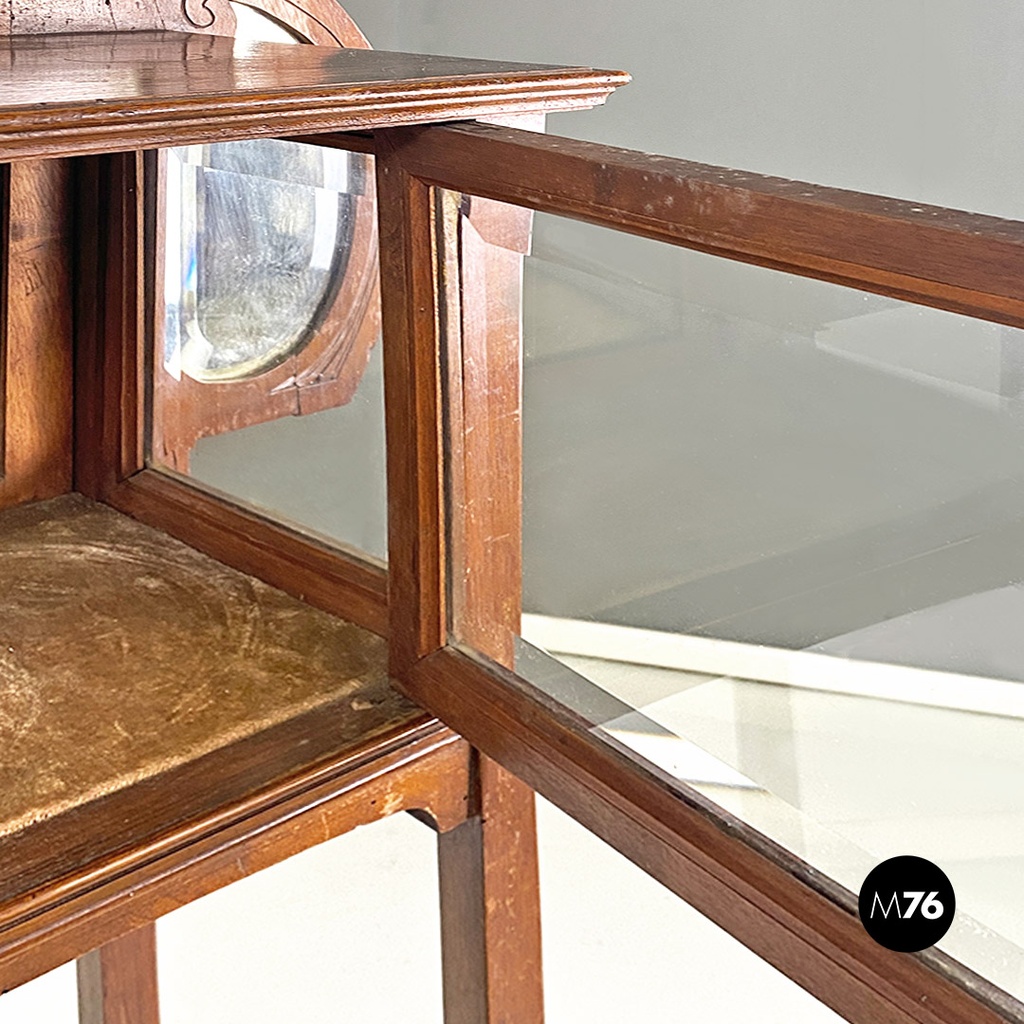 Vetrina etagere stile Liberty, fine 1800-inizio 1900 ca.