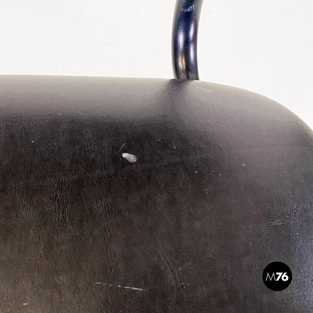 Sedia in sky nero e metallo, 1960 ca.