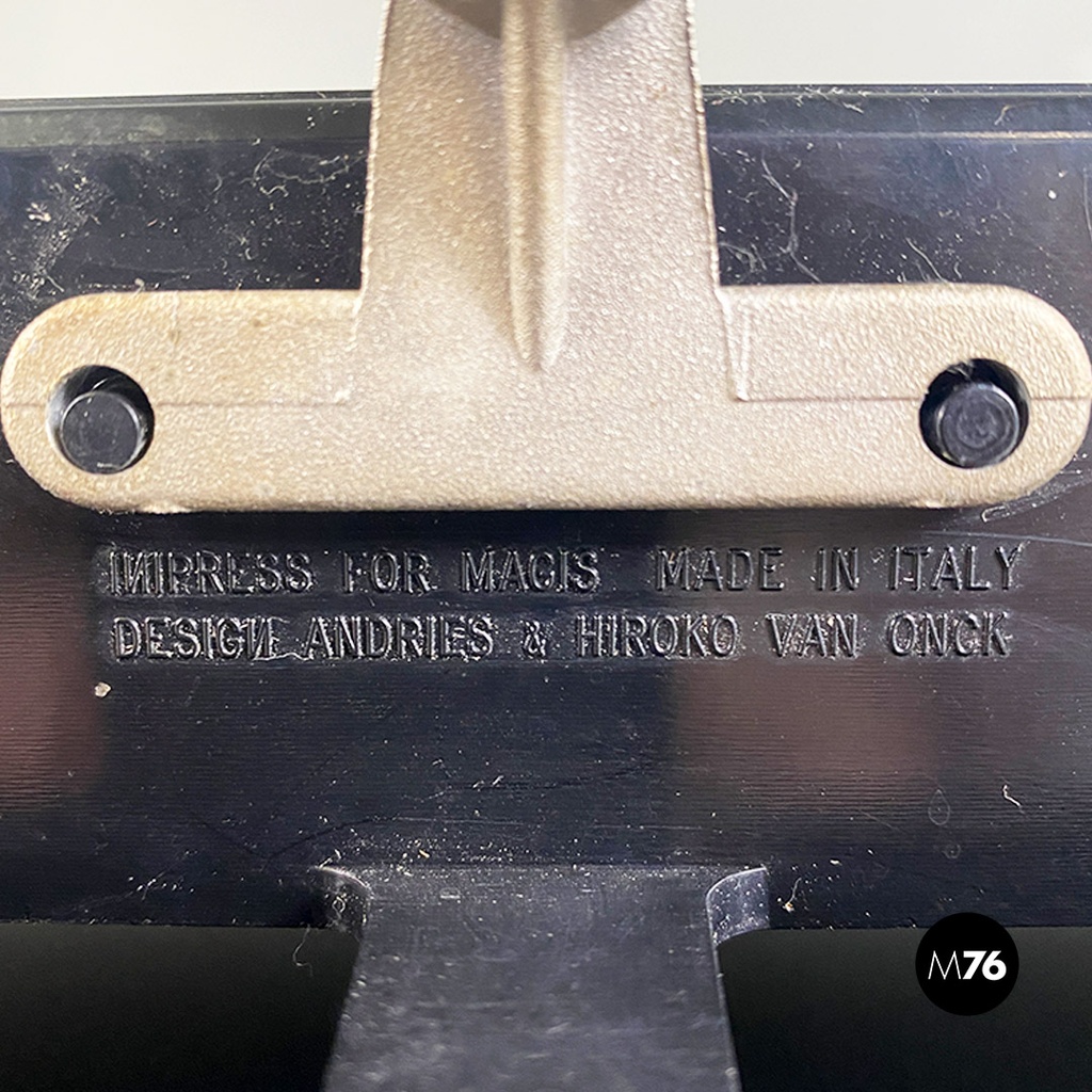 Portariviste Magis di Andries e Hiroko Van Onck, 1980 ca.