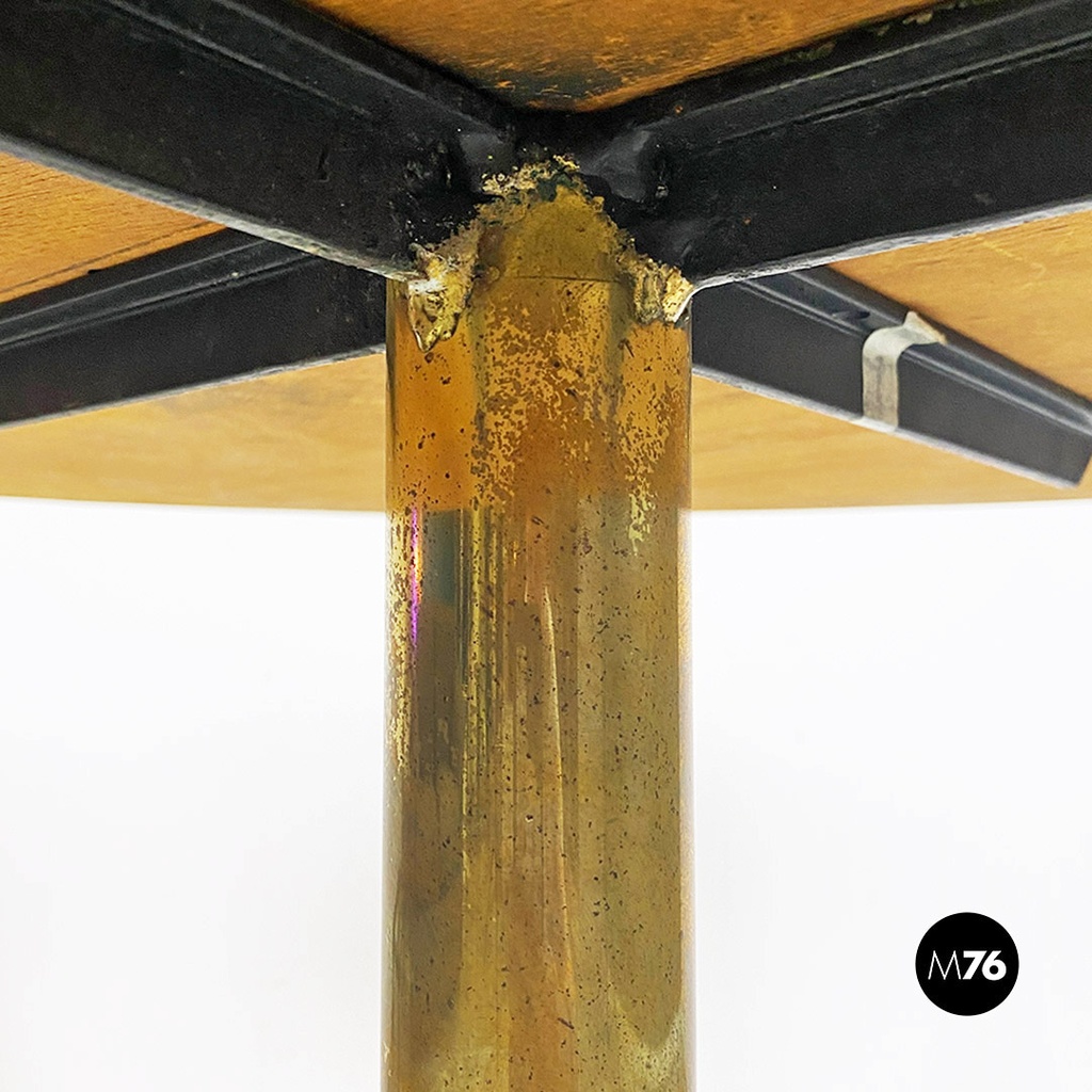 Tavolo da pranzo in legno e ottone, 1950 ca.