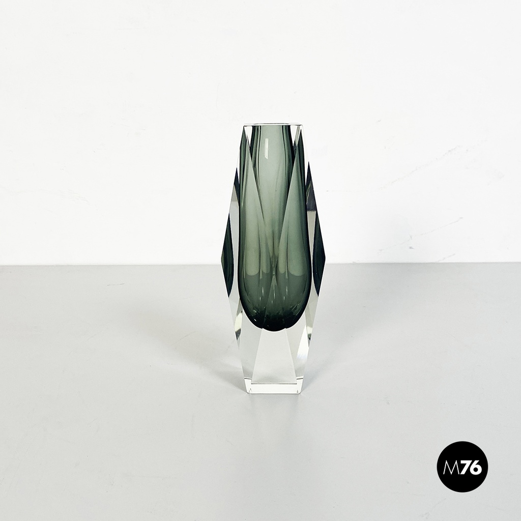 Vaso in vetro di Murano grigio, 1970 ca.