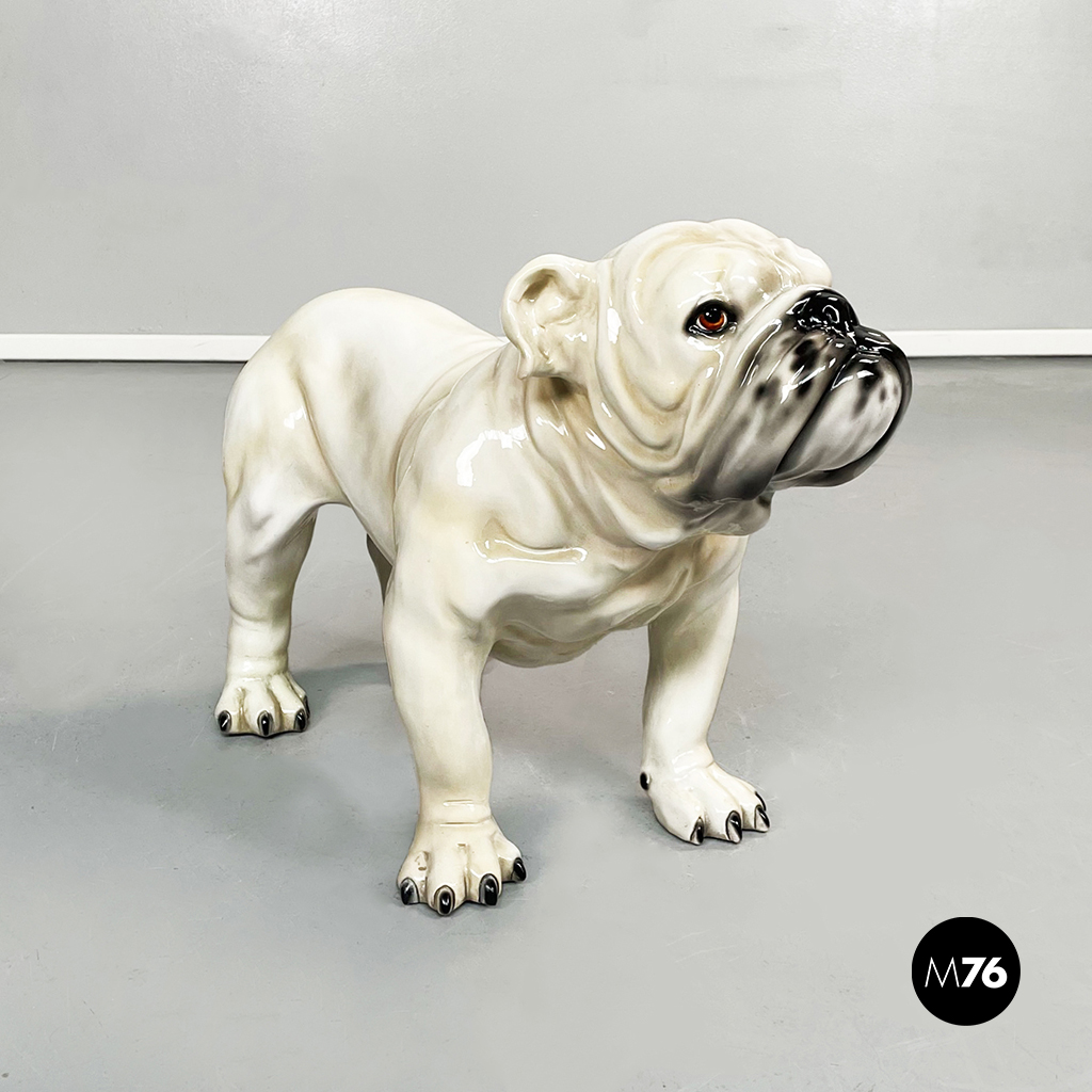 Scultura di cane bulldogge, 1970 ca.
