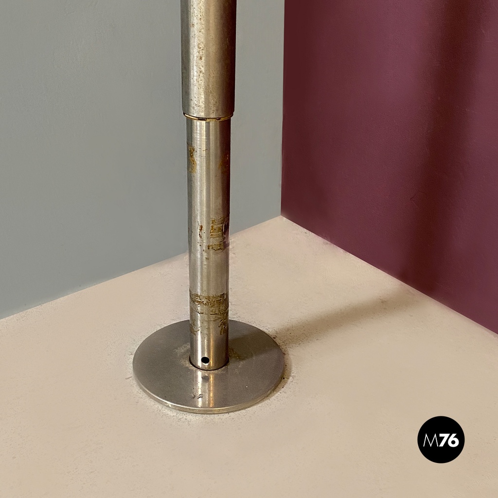 Lampada ad arco di Pirro Cuniberti per Sirrah, 1970 ca.