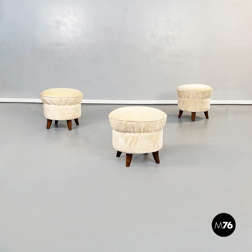 Pouf in tessuto beige e legno, 1960 ca.