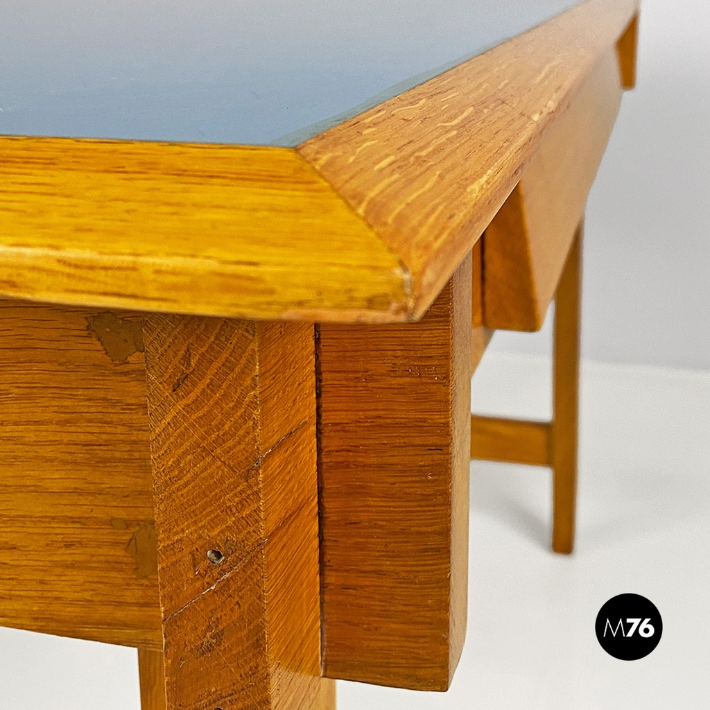 Scrivania in legno massello e formica, 1960 ca.