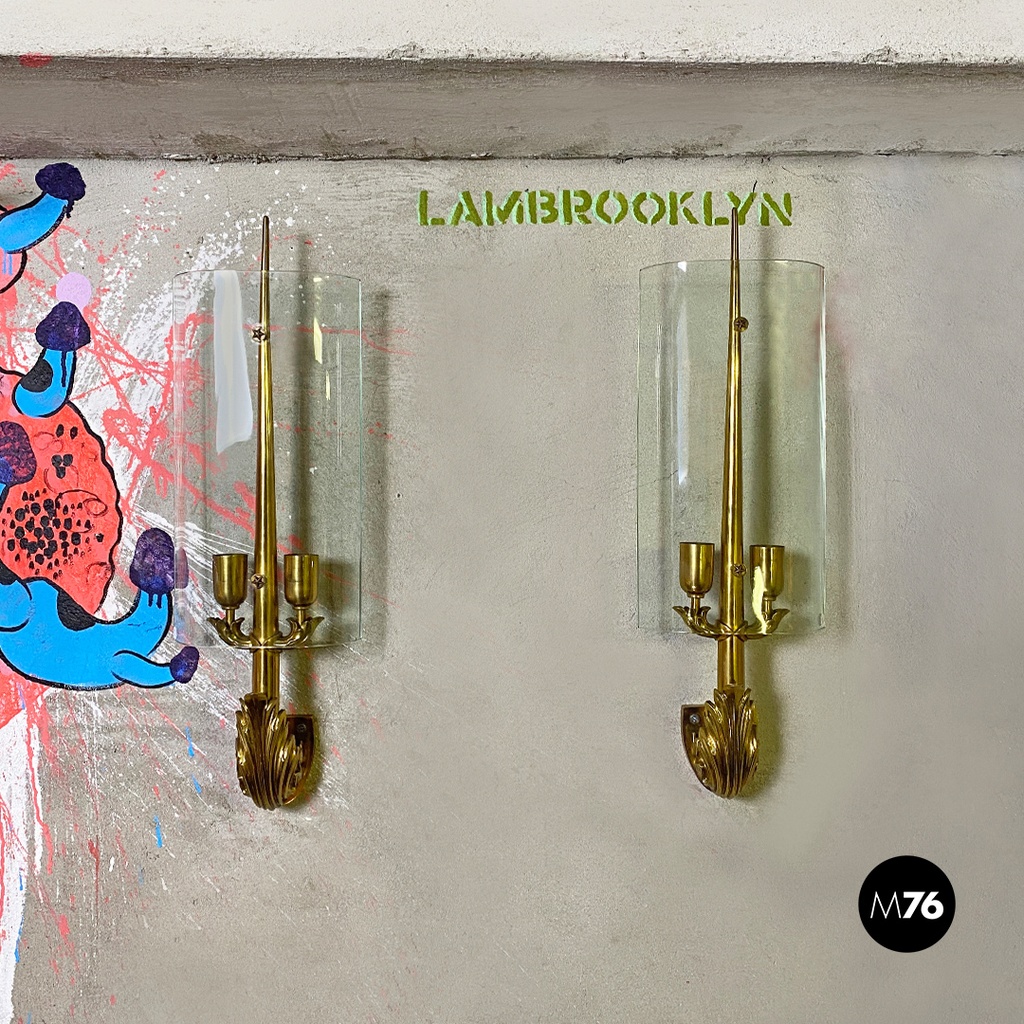 Appliques in ottone e vetro, 1960 ca.