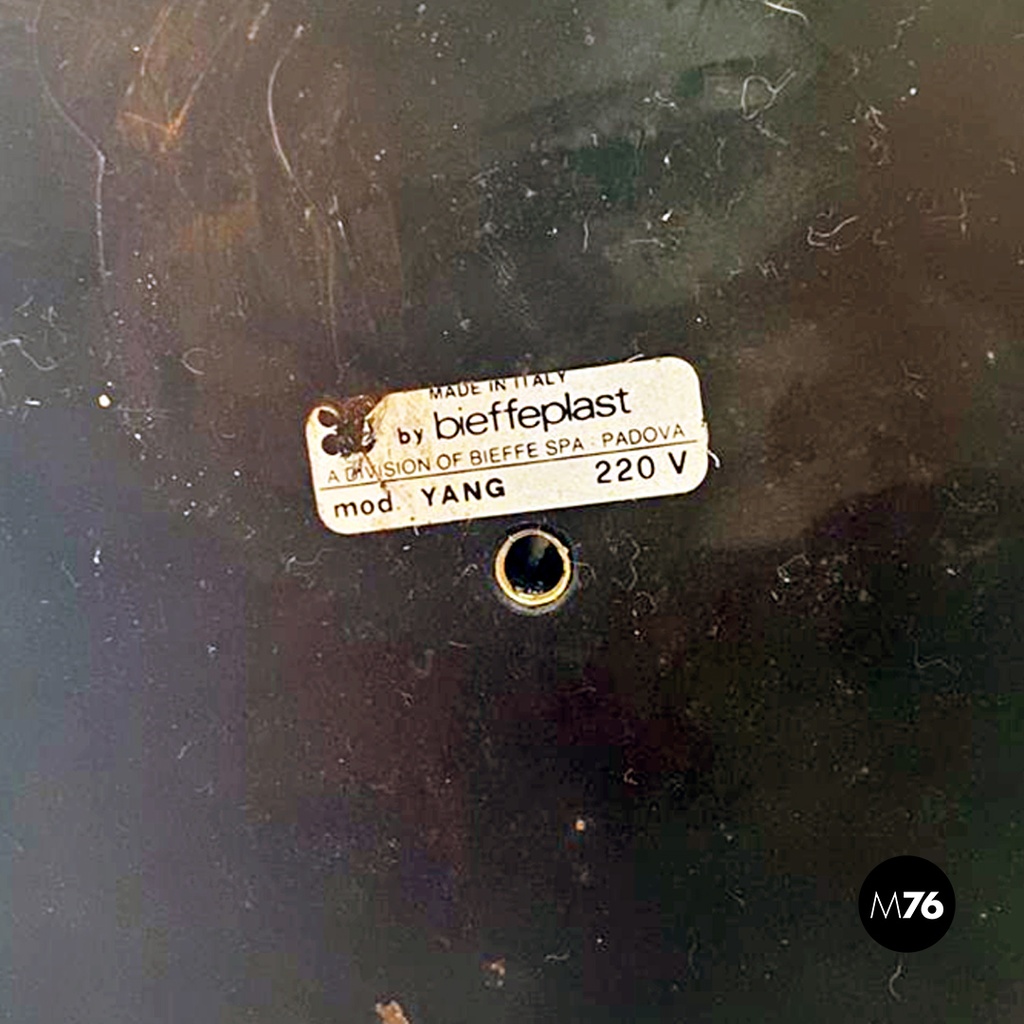 Lampada mod. Yang di Bieffeplast, 1980 ca.