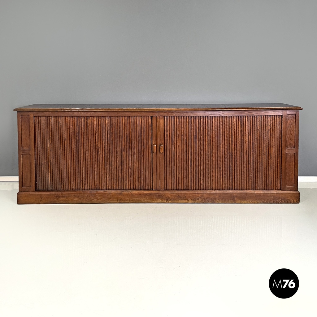 Sideboard in legno con apertura a serrandina, 1920 ca.