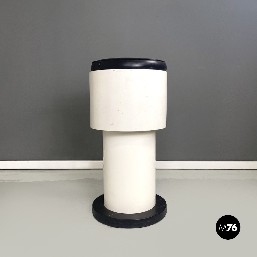 Sgabello alto space age, 1970 ca.