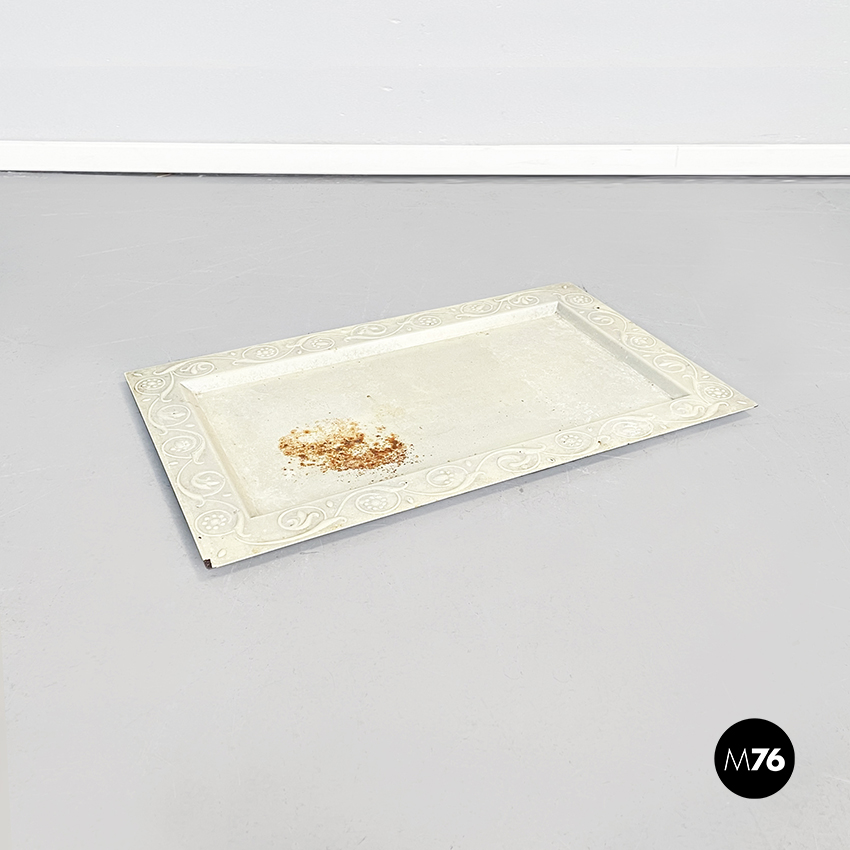 Vassoio in ferro beige, 1990 ca.