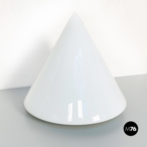 [2220000870] Lampada da tavolo conica, 1970 ca.