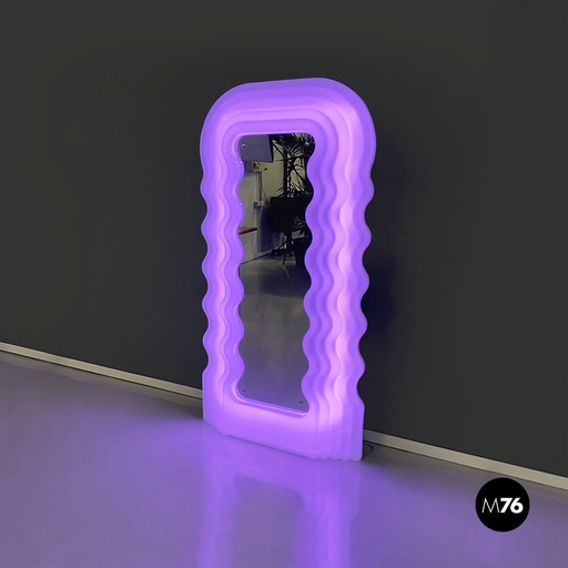 [2320003498] Specchio luminoso Ultrafragola di Ettore Sottsass per Poltronova, 1970 ca.