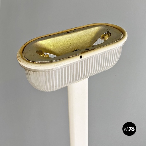 [2220001155]  Lampada da terra in metallo bianco, 1980 ca.