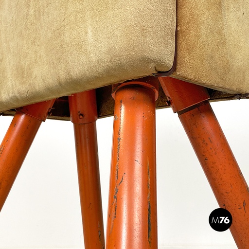 [2220001381] Cavallina in ferro e cuoio scamosciato, 1960 ca.