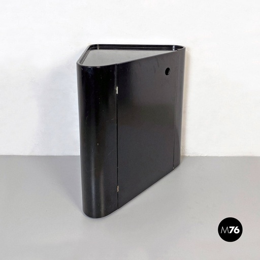 [2220001458] Mobile angolare con vano interno in legno nero, 1980 ca.