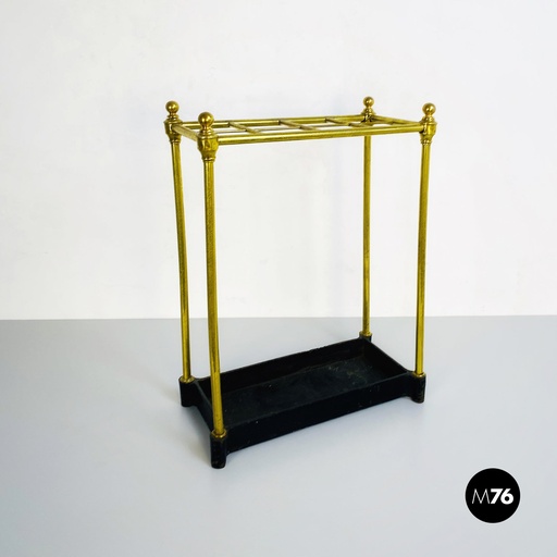 [2220001471] Portaombrelli in ottone, 1950 ca.