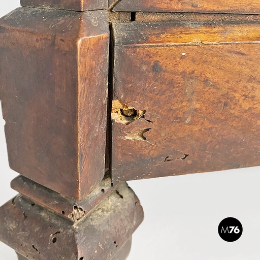 [2220001486] Vetrina in legno, 1800 ca.