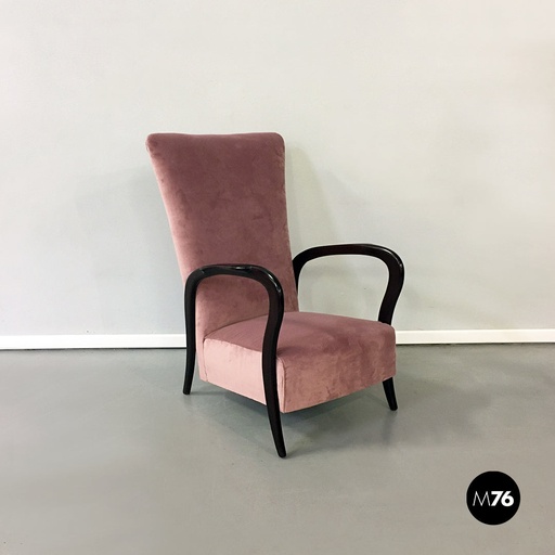 [2220000940] Poltrona in velluto rosa e legno, 1950 ca.