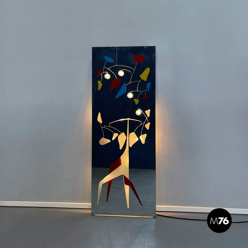 [2220001969] Specchio appendiabiti da terra stile Alexander Calder, 1980 ca.