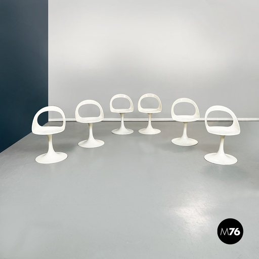 [2220002348] Sedie tonde in plastica bianca, 1970 ca.