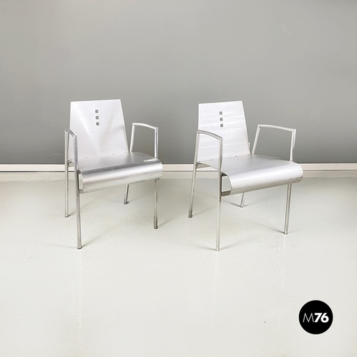 [2320003432] Sedie in metallo curvato con braccioli, 1980 ca.