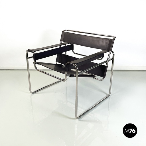[2320004219] Poltrona Wassily marrone di Marcel Breuer per Gavina, 1970 ca.