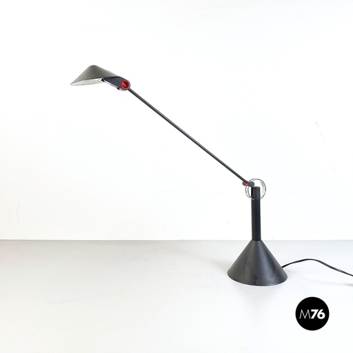 [2320003675] Lampada da tavolo orientabile in metallo nero, 1980 ca.