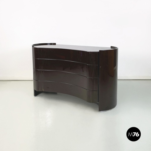 [2320003902] Cassettiera in legno laccato marrone, 1970 ca.