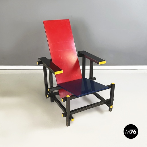 [2320004029] Poltrona Red and Blue di Gerrit Thomas Rietveld per Cassina, 1970 ca.