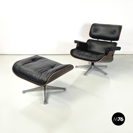 [2320004232] Lounge chair 670 e 671 di Charles e Ray Eames per Herman Miller, 1970 ca.