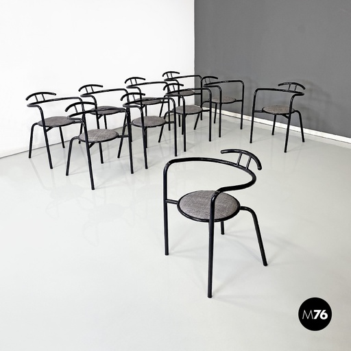 [2320004244] Sedie in metallo nero e tessuto, 1980 ca.