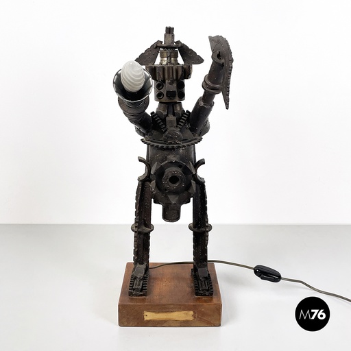 [2320004276] Scultura luminosa in metallo e ingranaggi fusi, 1980 ca.