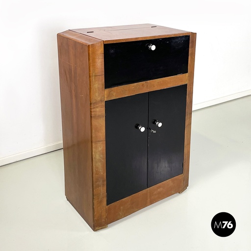 [2320004301] Mobile bar in legno con lampada, 1940 ca.