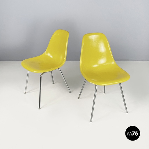[2420004588] Sedie Shell Chairs di Charles e Ray Eames per Herman Miller, 1970 ca.