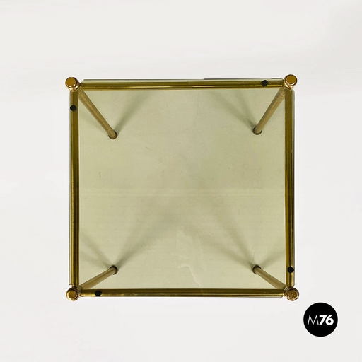 [2220001785] Tris di tavoli in vetro e ottone, 1970 ca.