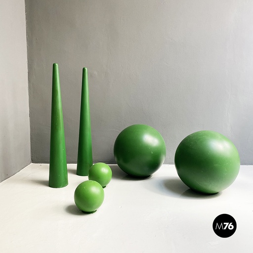 [2220002124] Scenografie in plastica verde, 1990 ca.