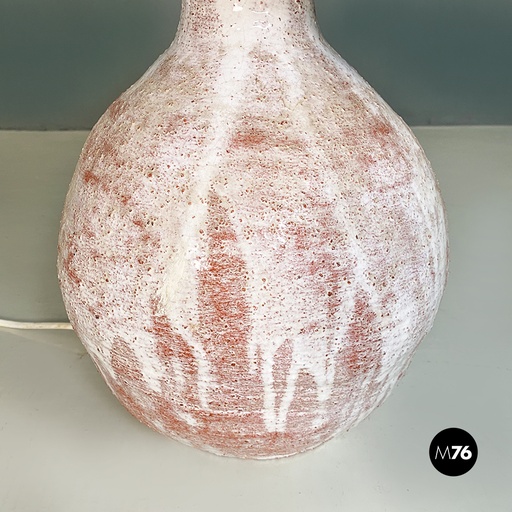 [2220002604] Lampada con base in ceramica, 1970 ca.